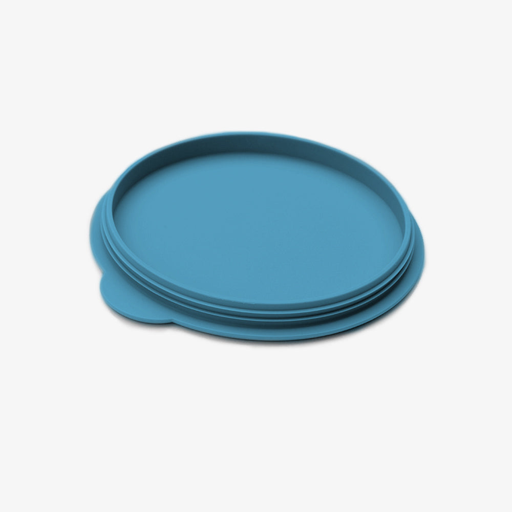 ezpz lid in blue, silicone lid for sealing left overs